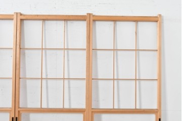ヴィンテージ建具　昭和後期　上品な桟組みが引き立つ幅狭タイプの雪見障子戸4枚セット　(R-086557)