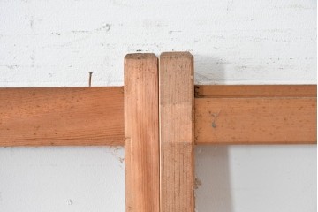 ヴィンテージ建具　昭和後期　上品な桟組みが引き立つ幅狭タイプの雪見障子戸4枚セット　(R-086558)