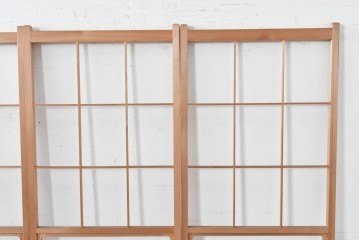 ヴィンテージ建具　昭和後期　上品な桟組みが引き立つ幅狭タイプの雪見障子戸4枚セット　(R-086559)