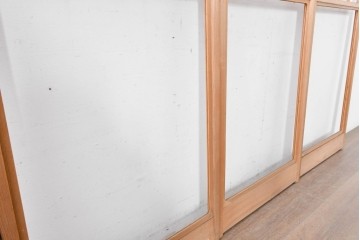 ヴィンテージ建具　昭和後期　上品な桟組みが引き立つ幅狭タイプの雪見障子戸4枚セット　(R-086559)