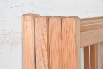 ヴィンテージ建具　昭和後期　上品な桟組みが引き立つ幅狭タイプの雪見障子戸4枚セット　(R-086559)