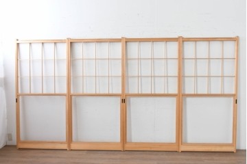 ヴィンテージ建具　昭和後期　上品な桟組みが引き立つ雪見障子戸4枚セット　(R-086560)