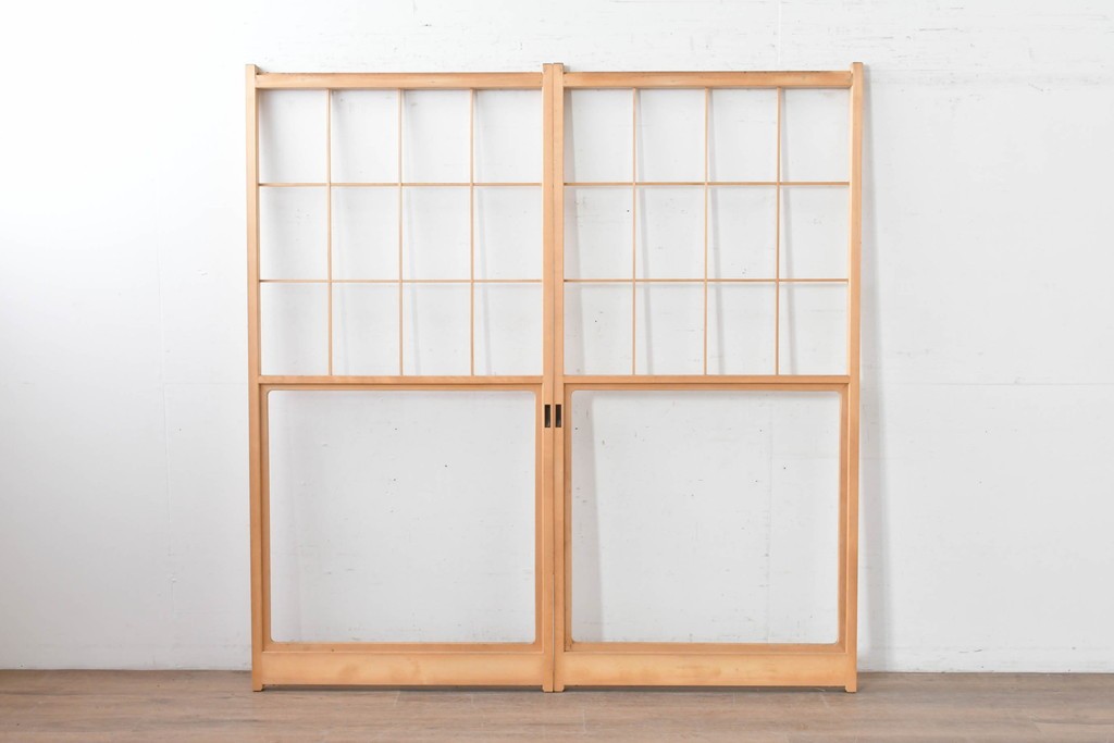 ヴィンテージ建具　昭和後期　上品な桟組みが引き立つ雪見障子戸2枚セット　(R-086562)