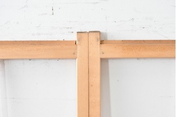 ヴィンテージ建具　昭和後期　上品な桟組みが引き立つ雪見障子戸2枚セット　(R-086562)