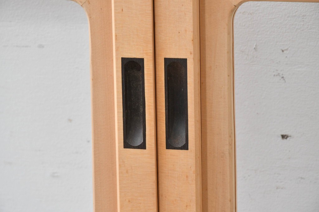 ヴィンテージ建具　昭和後期　上品な桟組みが引き立つ雪見障子戸2枚セット　(R-086562)