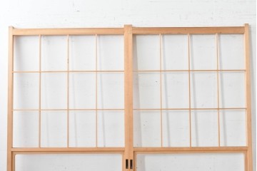 ヴィンテージ建具　昭和後期　上品な桟組みが引き立つ雪見障子戸2枚セット　(R-086562)
