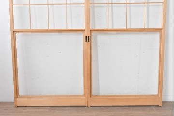 ヴィンテージ建具　昭和後期　上品な桟組みが引き立つ雪見障子戸2枚セット　(R-086562)