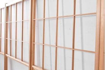 ヴィンテージ建具　昭和後期　上品な桟組みが引き立つ雪見障子戸4枚セット　(R-086564)