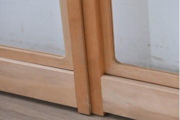 ヴィンテージ建具　昭和後期　上品な桟組みが引き立つ雪見障子戸4枚セット　(R-086564)