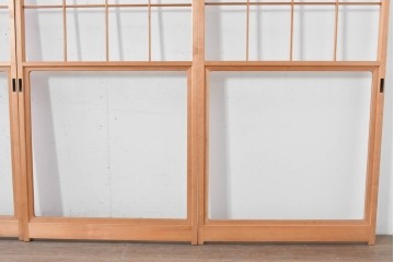 ヴィンテージ建具　昭和後期　上品な桟組みが引き立つ雪見障子戸4枚セット　(R-086564)