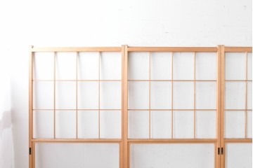 ヴィンテージ建具　昭和後期　上品な桟組みが引き立つ雪見障子戸4枚セット　(R-086565)