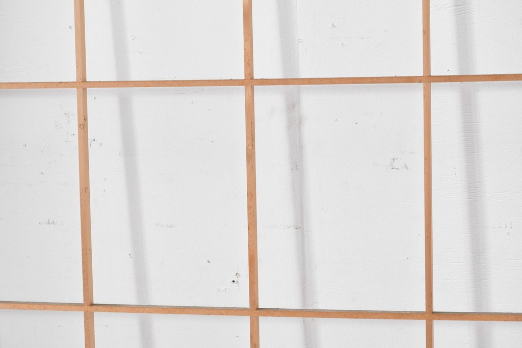 ヴィンテージ建具　昭和後期　上品な桟組みが引き立つ雪見障子戸4枚セット　(R-086565)