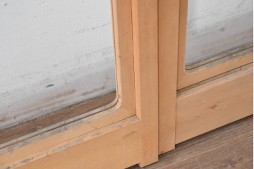 ヴィンテージ建具　昭和後期　上品な桟組みが引き立つ雪見障子戸4枚セット　(R-086565)