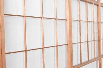 ヴィンテージ建具　昭和後期　上品な桟組みが引き立つ雪見障子戸4枚セット　(R-086566)