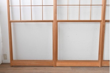 ヴィンテージ建具　昭和後期　上品な桟組みが引き立つ雪見障子戸4枚セット　(R-086566)