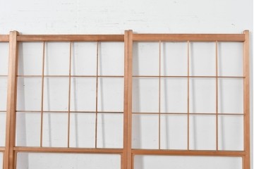 ヴィンテージ建具　昭和後期　上品な桟組みが引き立つ雪見障子戸4枚セット　(R-086566)