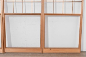 ヴィンテージ建具　昭和後期　上品な桟組みが引き立つ雪見障子戸4枚セット　(R-086566)