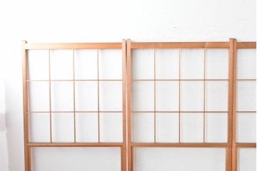ヴィンテージ建具　昭和後期　上品な桟組みが引き立つ雪見障子戸4枚セット　(R-086567)