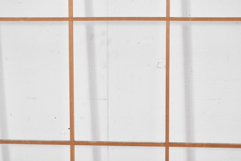 ヴィンテージ建具　昭和後期　上品な桟組みが引き立つ雪見障子戸4枚セット　(R-086567)