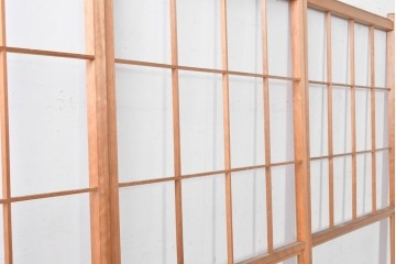 ヴィンテージ建具　昭和後期　上品な桟組みが引き立つ雪見障子戸4枚セット　(R-086568)