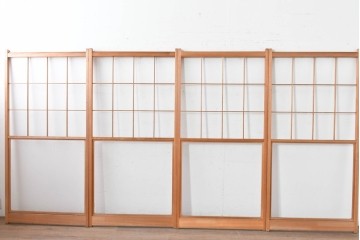 ヴィンテージ建具　昭和後期　上品な桟組みが引き立つ雪見障子戸4枚セット　(R-086568)
