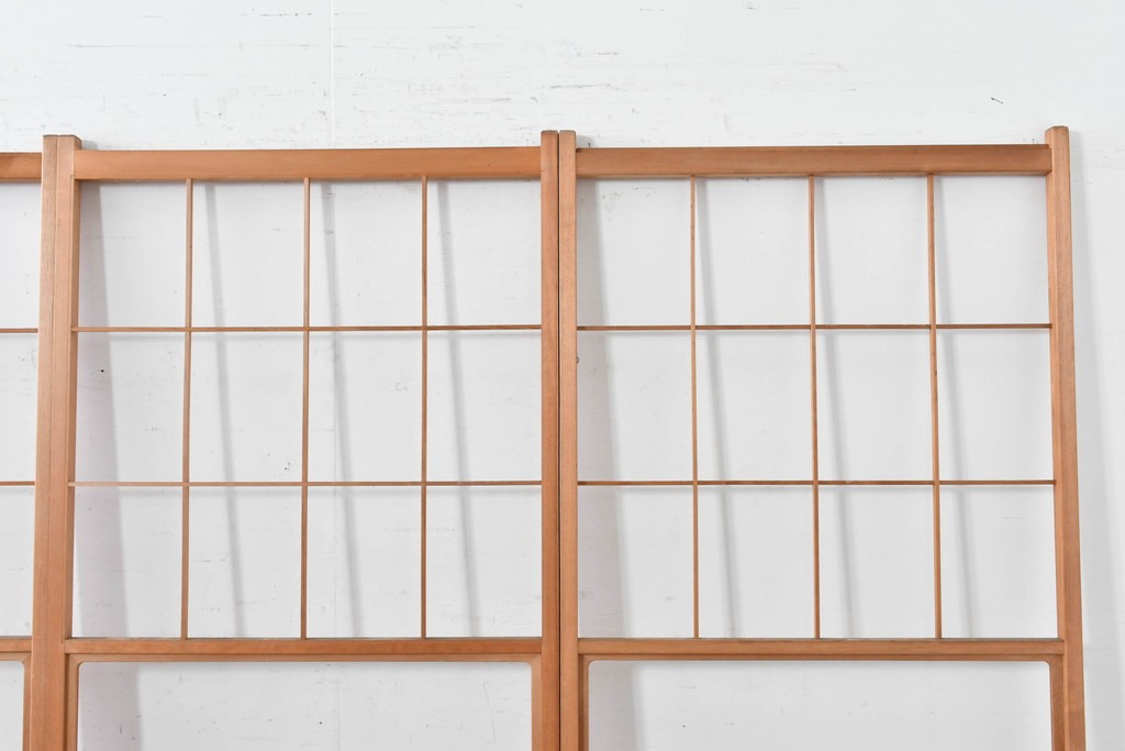 ヴィンテージ建具　昭和後期　上品な桟組みが引き立つ雪見障子戸4枚セット　(R-086568)