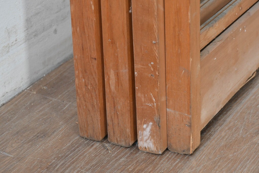 ヴィンテージ建具　昭和後期　上品な桟組みが引き立つ雪見障子戸4枚セット　(R-086568)