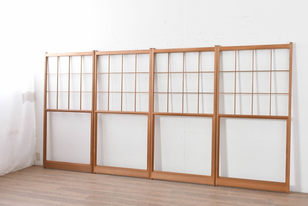 ヴィンテージ建具　昭和後期　上品な桟組みが引き立つ雪見障子戸4枚セット　(R-086569)