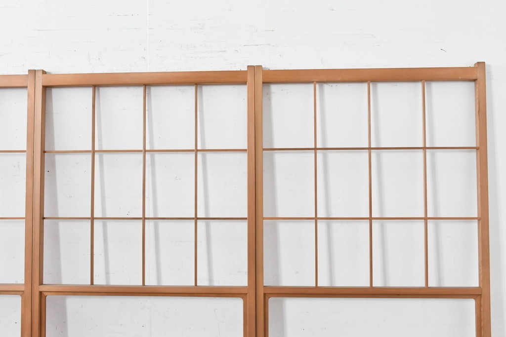 ヴィンテージ建具　昭和後期　上品な桟組みが引き立つ雪見障子戸4枚セット　(R-086569)