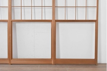 ヴィンテージ建具　昭和後期　上品な桟組みが引き立つ雪見障子戸4枚セット　(R-086569)
