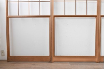 ヴィンテージ建具　昭和後期　上品な桟組みが引き立つ雪見障子戸4枚セット　(R-086570)