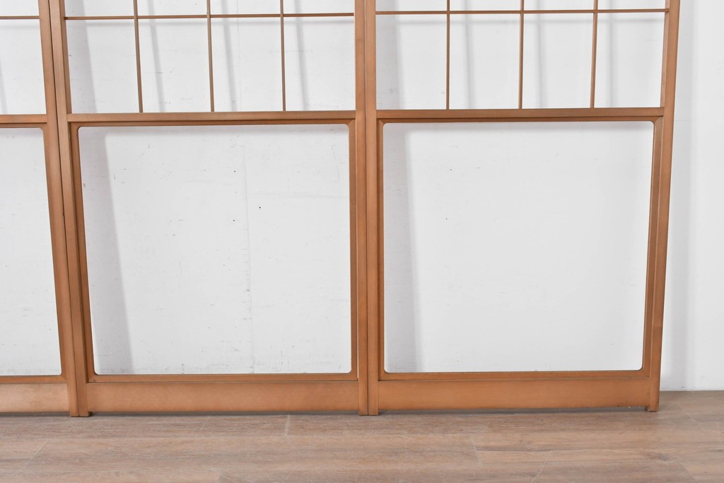 ヴィンテージ建具　昭和後期　上品な桟組みが引き立つ雪見障子戸4枚セット　(R-086570)