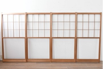 ヴィンテージ建具　昭和後期　上品な桟組みが引き立つ雪見障子戸4枚セット　(R-086570)