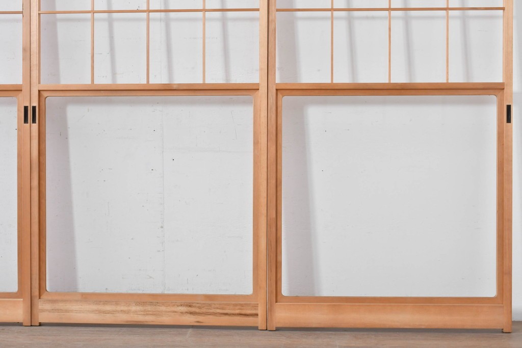 ヴィンテージ建具　昭和後期　上品な桟組みが引き立つ雪見障子戸4枚セット　(R-086571)