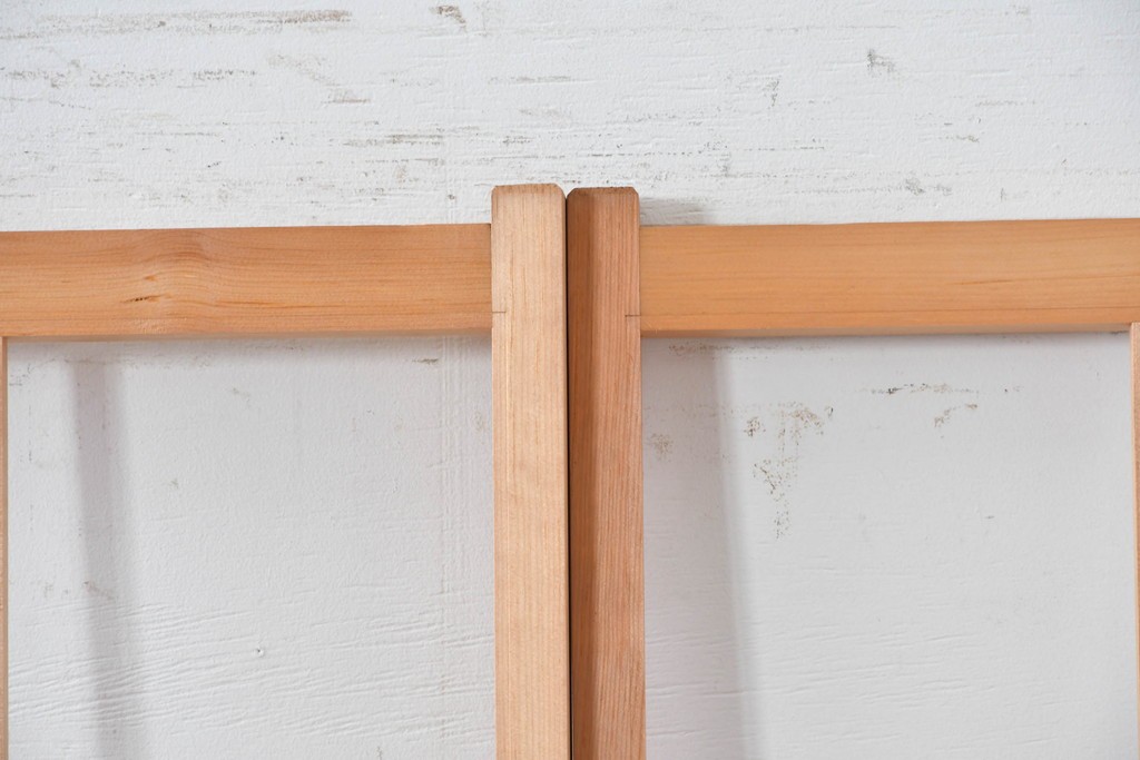 ヴィンテージ建具　昭和後期　上品な桟組みが引き立つ雪見障子戸4枚セット　(R-086571)