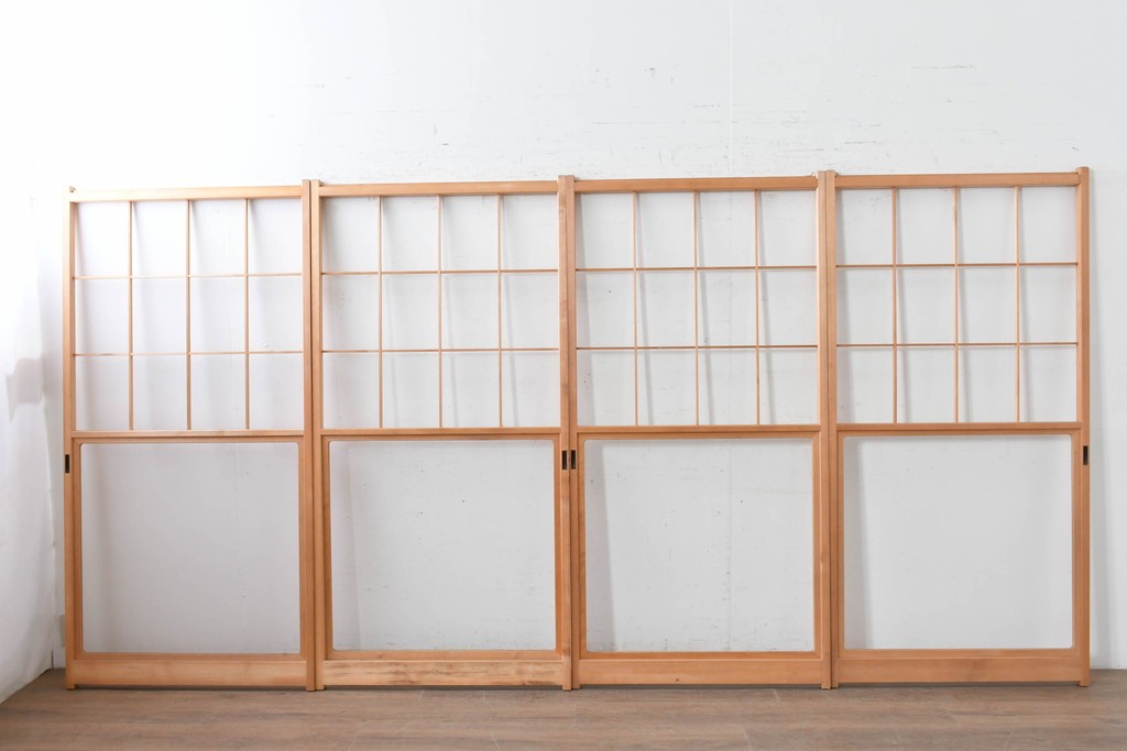 ヴィンテージ建具　昭和後期　上品な桟組みが引き立つ雪見障子戸4枚セット　(R-086571)