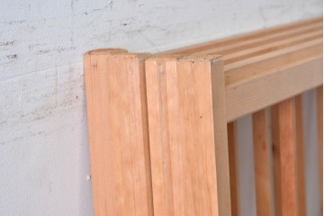 ヴィンテージ建具　昭和後期　上品な桟組みが引き立つ雪見障子戸4枚セット　(R-086571)