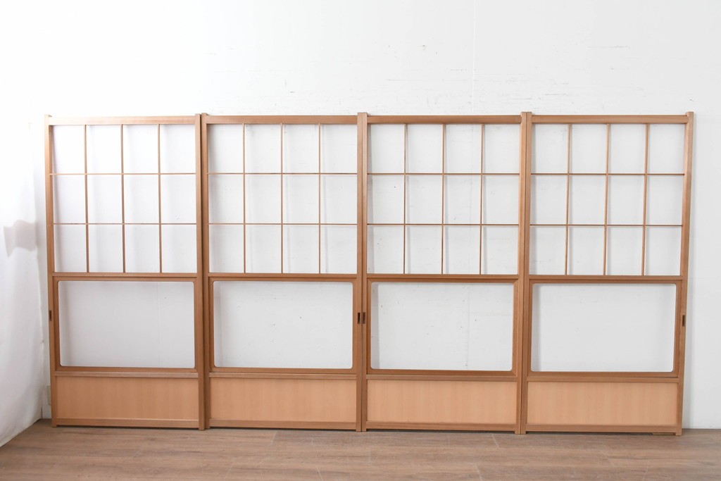 ヴィンテージ建具　昭和後期　秋田杉　温かみのある木味が魅力の雪見障子戸4枚セット　(R-086572)