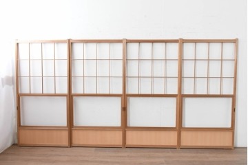 ヴィンテージ建具　昭和後期　秋田杉　温かみのある木味が魅力の雪見障子戸4枚セット　(R-086572)