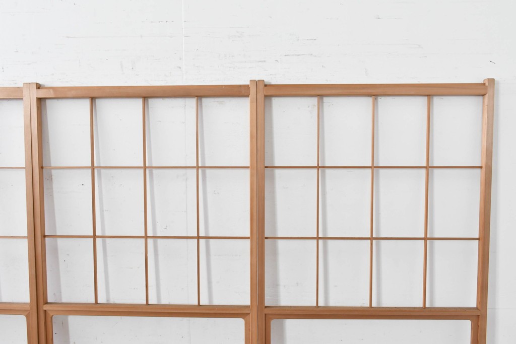 ヴィンテージ建具　昭和後期　秋田杉　温かみのある木味が魅力の雪見障子戸4枚セット　(R-086572)