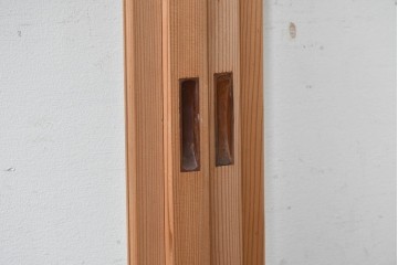 ヴィンテージ建具　昭和後期　秋田杉　温かみのある木味が魅力の雪見障子戸4枚セット　(R-086572)