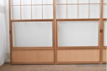 ヴィンテージ建具　昭和後期　秋田杉　温かみのある木味が魅力の雪見障子戸4枚セット　(R-086572)