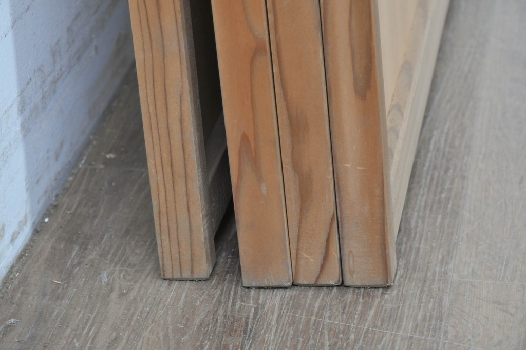 ヴィンテージ建具　昭和後期　秋田杉　温かみのある木味が魅力の雪見障子戸4枚セット　(R-086572)