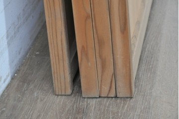 ヴィンテージ建具　昭和後期　秋田杉　温かみのある木味が魅力の雪見障子戸4枚セット　(R-086572)