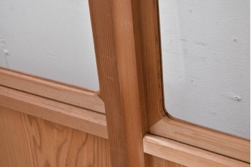 ヴィンテージ建具　昭和後期　秋田杉　温かみのある木味が魅力の雪見障子戸4枚セット　(R-086573)
