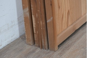 ヴィンテージ建具　昭和後期　秋田杉　温かみのある木味が魅力の雪見障子戸4枚セット　(R-086573)