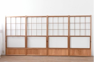 ヴィンテージ建具　昭和後期　秋田杉　温かみのある木味が魅力の雪見障子戸4枚セット　(R-086574)