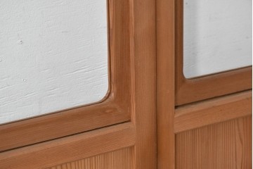 ヴィンテージ建具　昭和後期　秋田杉　温かみのある木味が魅力の雪見障子戸4枚セット　(R-086574)