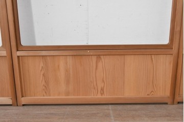 ヴィンテージ建具　昭和後期　秋田杉　温かみのある木味が魅力の雪見障子戸4枚セット　(R-086574)