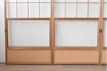 ヴィンテージ建具　昭和後期　秋田杉　温かみのある木味が魅力の雪見障子戸4枚セット　(R-086575)